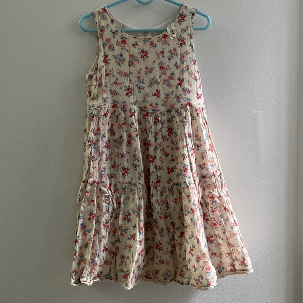 Girls dress from Germany size 6 or European 116